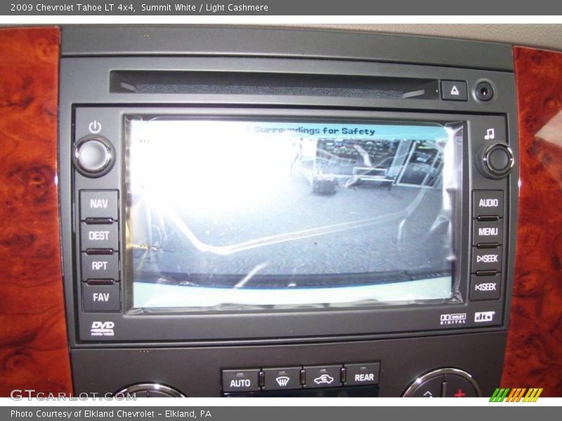 Summit White / Light Cashmere 2009 Chevrolet Tahoe LT 4x4