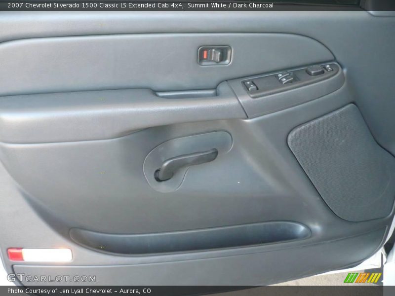 Summit White / Dark Charcoal 2007 Chevrolet Silverado 1500 Classic LS Extended Cab 4x4