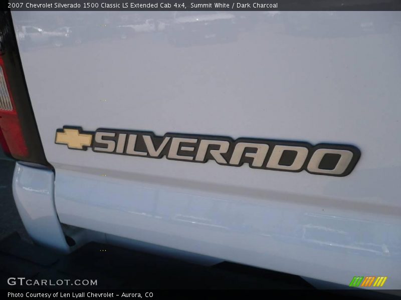 Summit White / Dark Charcoal 2007 Chevrolet Silverado 1500 Classic LS Extended Cab 4x4