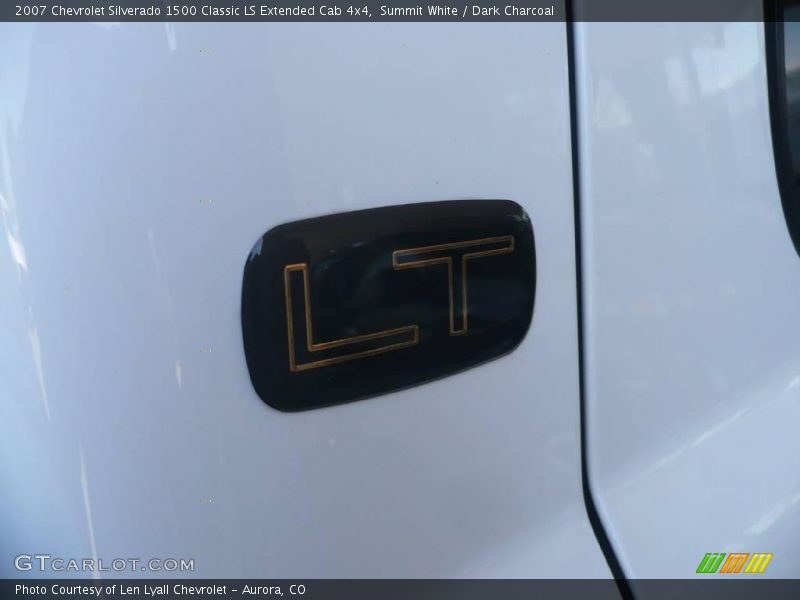 Summit White / Dark Charcoal 2007 Chevrolet Silverado 1500 Classic LS Extended Cab 4x4