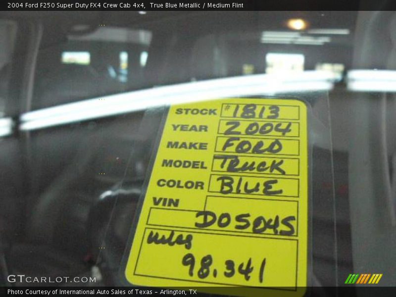 True Blue Metallic / Medium Flint 2004 Ford F250 Super Duty FX4 Crew Cab 4x4