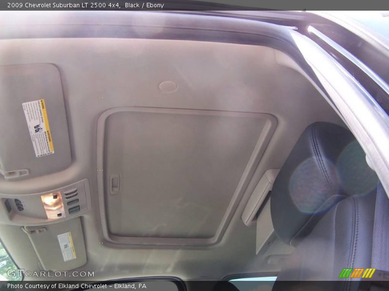 Black / Ebony 2009 Chevrolet Suburban LT 2500 4x4