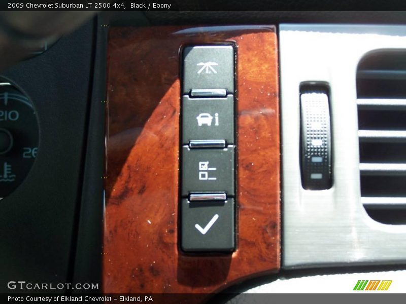 Black / Ebony 2009 Chevrolet Suburban LT 2500 4x4
