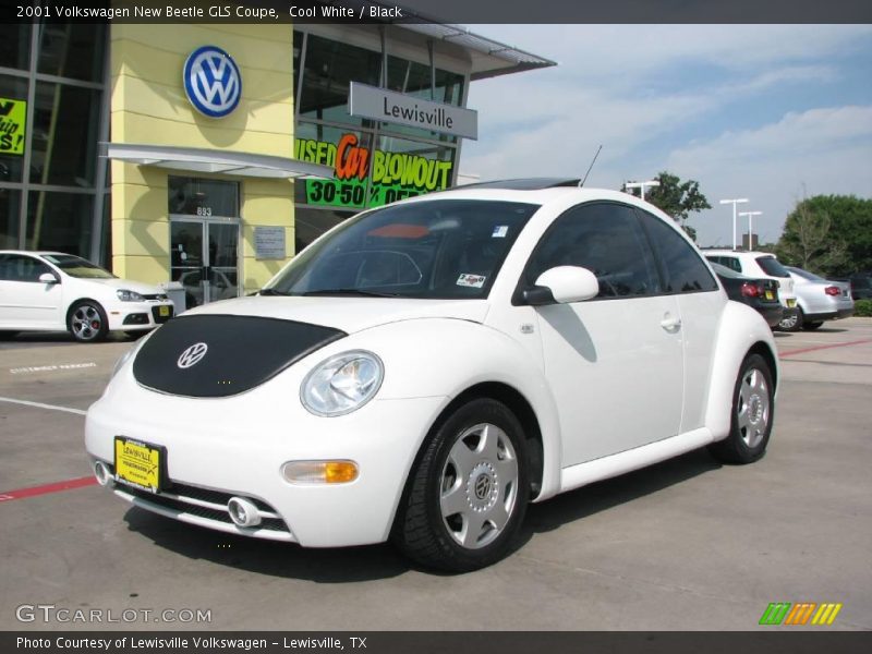 Cool White / Black 2001 Volkswagen New Beetle GLS Coupe