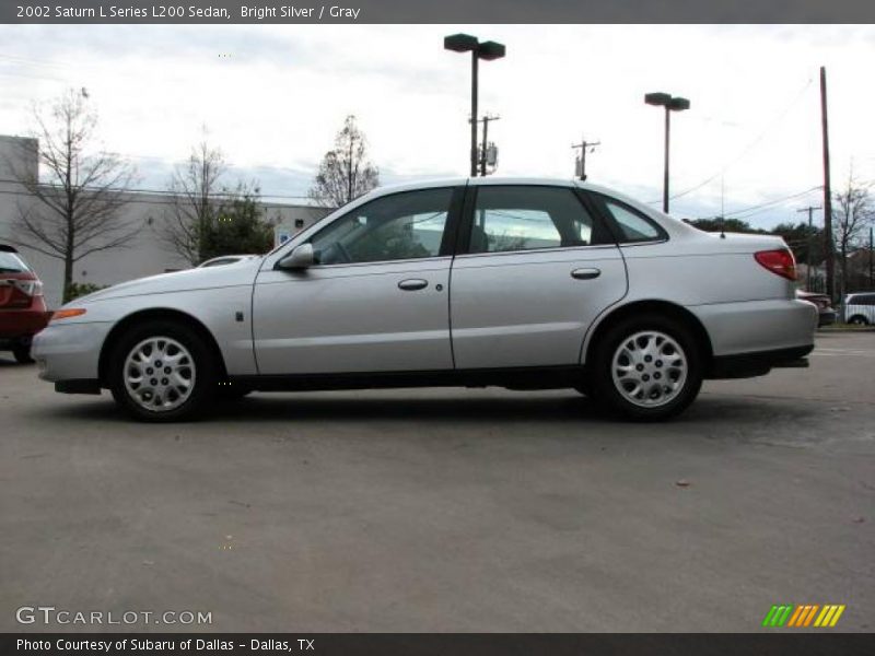 Bright Silver / Gray 2002 Saturn L Series L200 Sedan