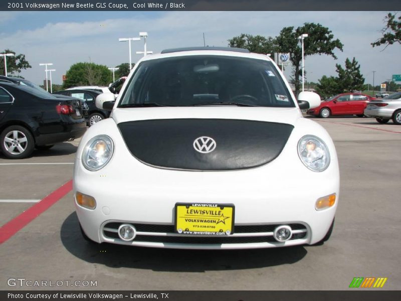 Cool White / Black 2001 Volkswagen New Beetle GLS Coupe