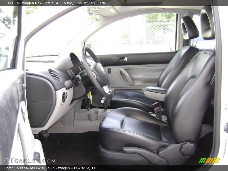 Cool White / Black 2001 Volkswagen New Beetle GLS Coupe