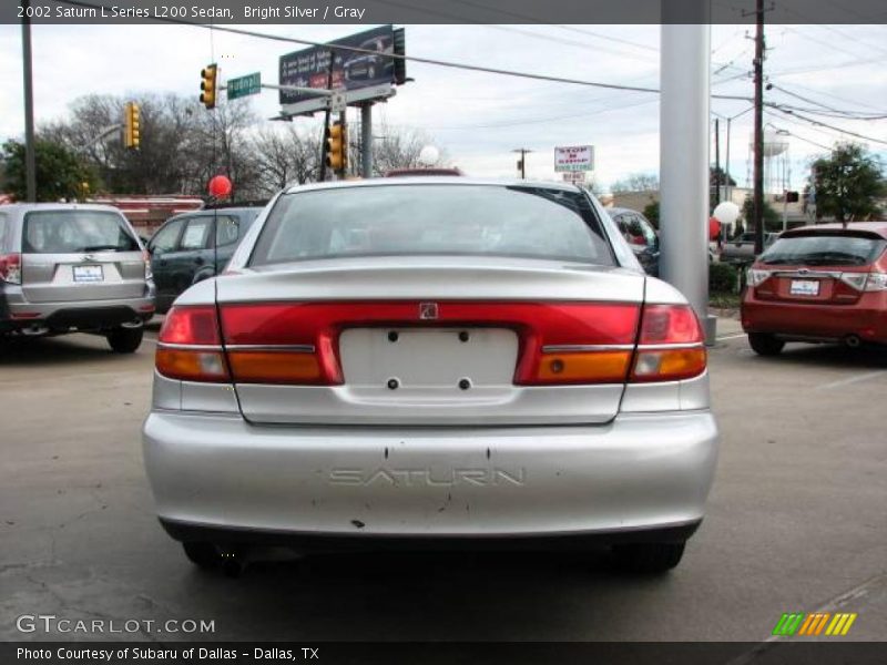 Bright Silver / Gray 2002 Saturn L Series L200 Sedan