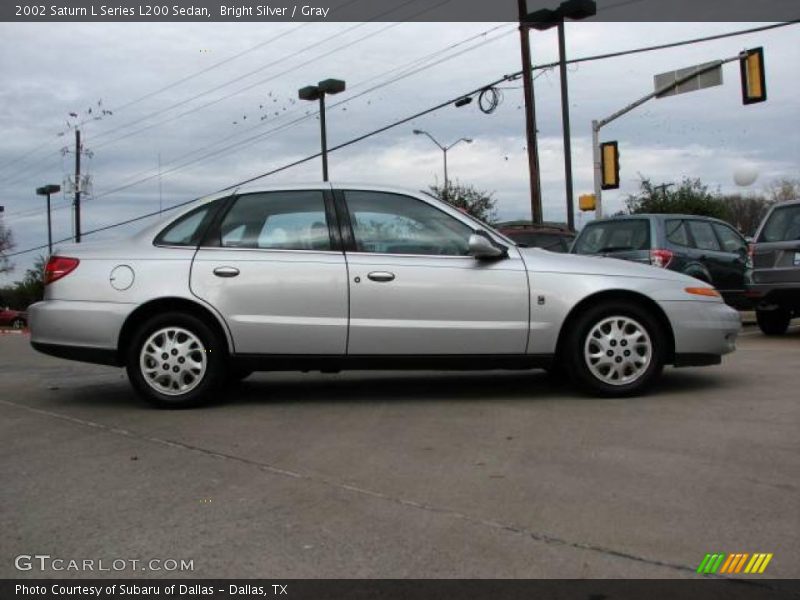 Bright Silver / Gray 2002 Saturn L Series L200 Sedan