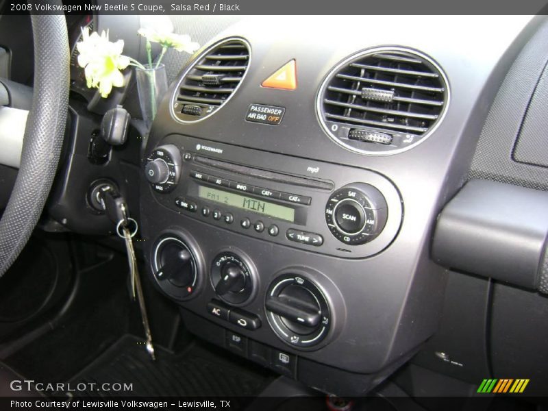 Salsa Red / Black 2008 Volkswagen New Beetle S Coupe