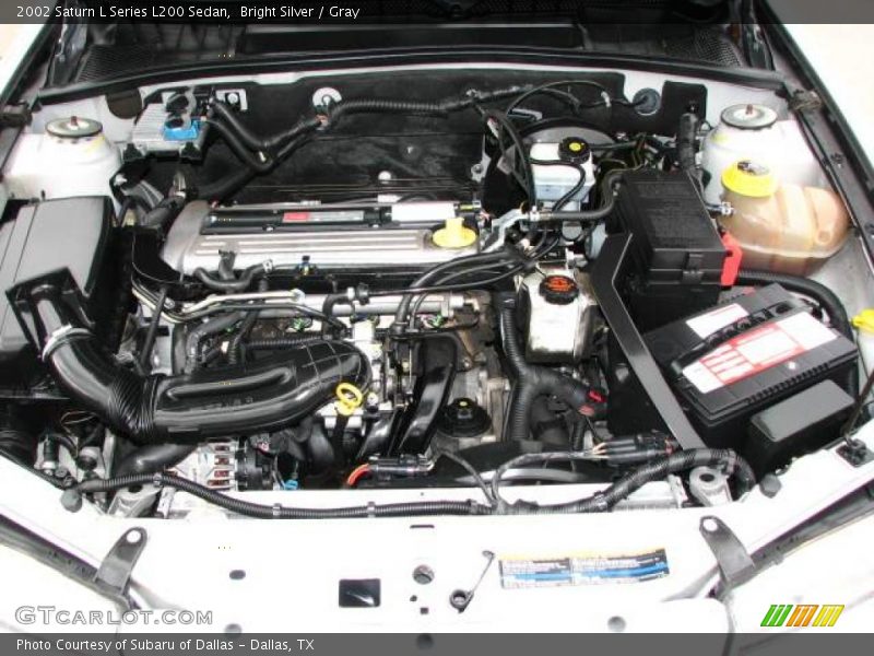 Bright Silver / Gray 2002 Saturn L Series L200 Sedan