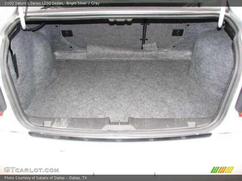 Bright Silver / Gray 2002 Saturn L Series L200 Sedan
