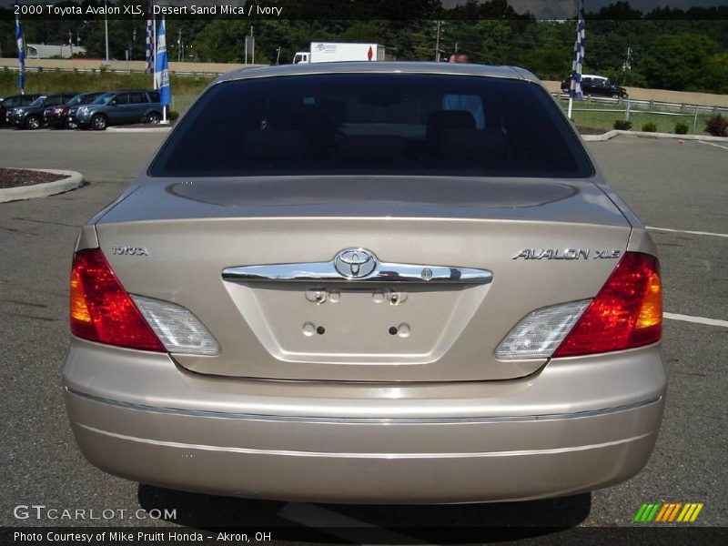 Desert Sand Mica / Ivory 2000 Toyota Avalon XLS