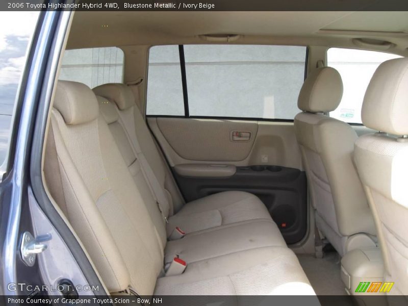 Bluestone Metallic / Ivory Beige 2006 Toyota Highlander Hybrid 4WD