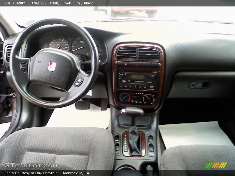 Silver Plum / Black 2000 Saturn L Series LS2 Sedan