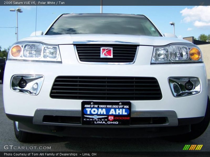Polar White / Tan 2006 Saturn VUE V6