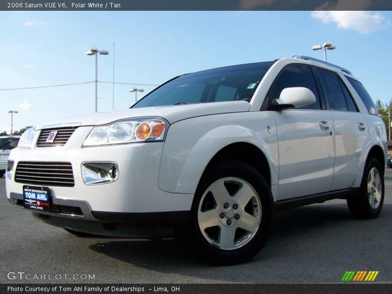 Polar White / Tan 2006 Saturn VUE V6