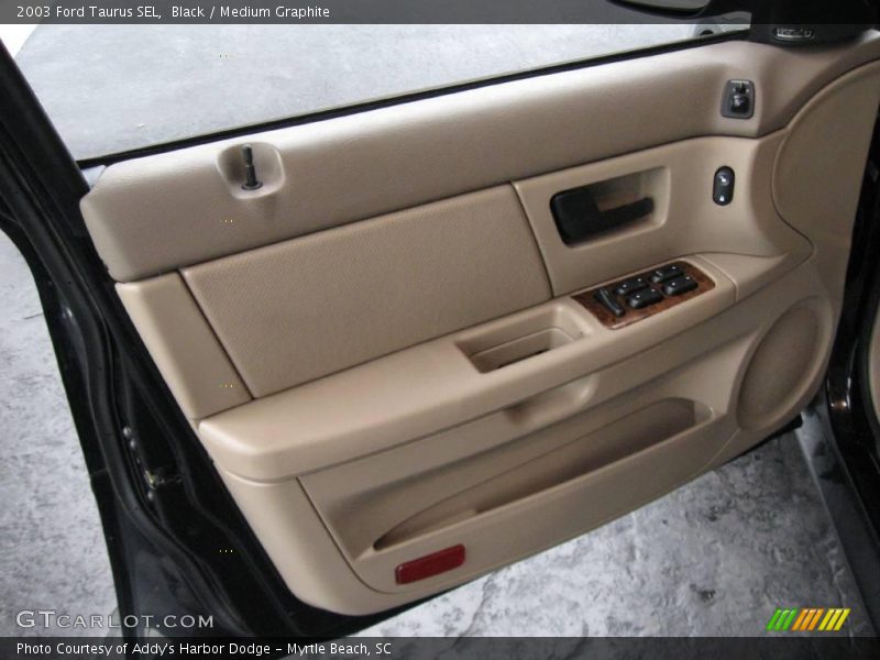 Black / Medium Graphite 2003 Ford Taurus SEL