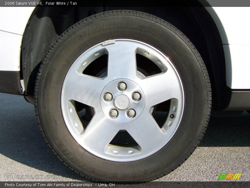 Polar White / Tan 2006 Saturn VUE V6