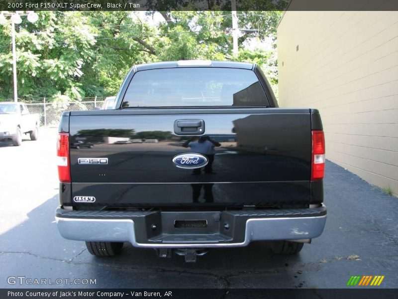 Black / Tan 2005 Ford F150 XLT SuperCrew
