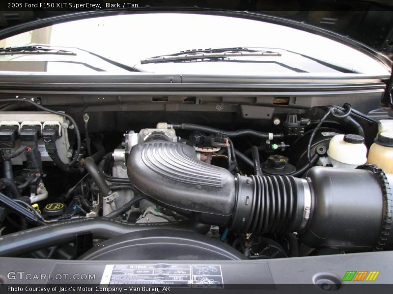 Black / Tan 2005 Ford F150 XLT SuperCrew