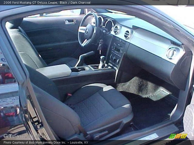 Black / Dark Charcoal 2006 Ford Mustang GT Deluxe Coupe