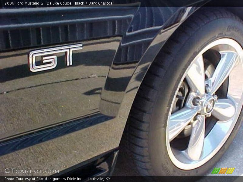 Black / Dark Charcoal 2006 Ford Mustang GT Deluxe Coupe