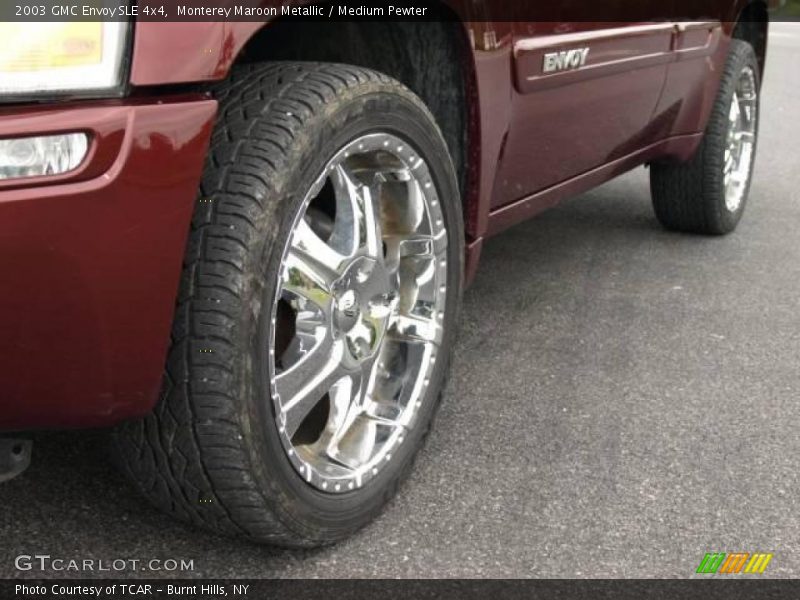 Monterey Maroon Metallic / Medium Pewter 2003 GMC Envoy SLE 4x4