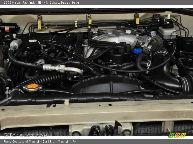 Sahara Beige / Beige 1996 Nissan Pathfinder SE 4x4