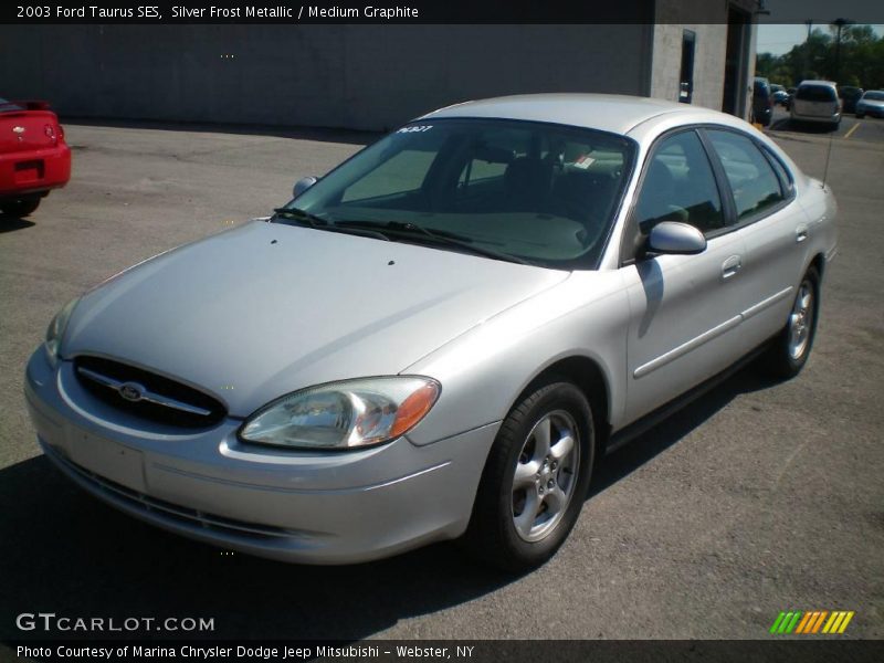 Silver Frost Metallic / Medium Graphite 2003 Ford Taurus SES