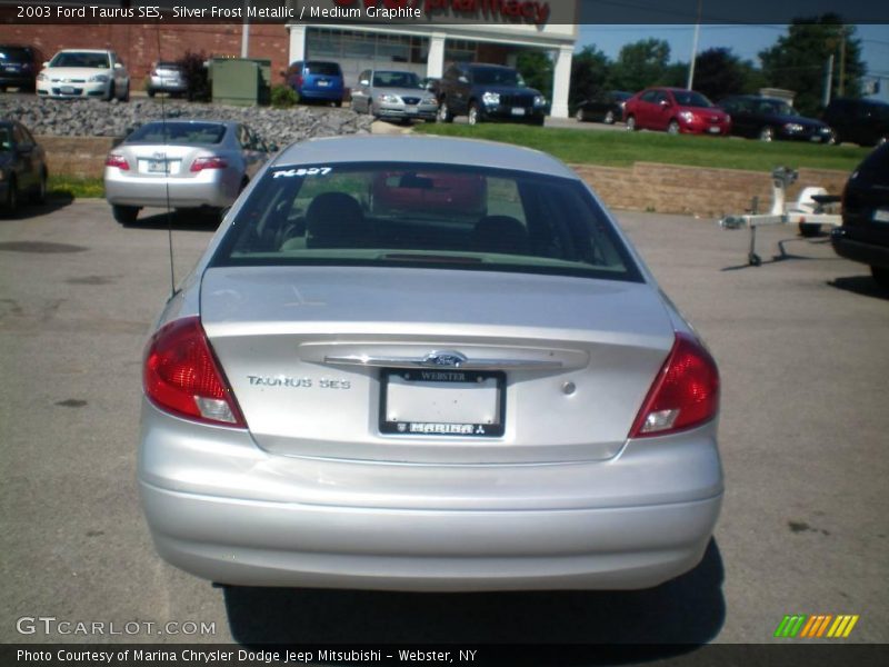 Silver Frost Metallic / Medium Graphite 2003 Ford Taurus SES