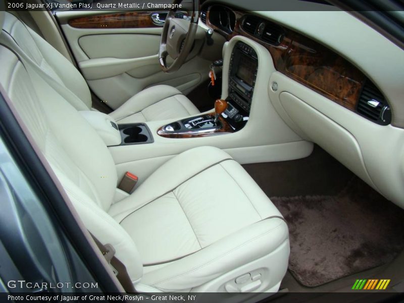Quartz Metallic / Champagne 2006 Jaguar XJ Vanden Plas