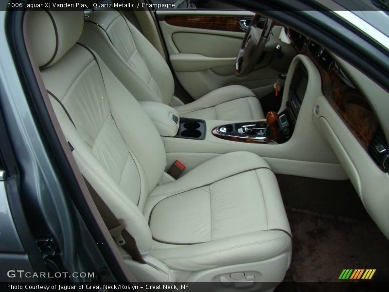 Quartz Metallic / Champagne 2006 Jaguar XJ Vanden Plas