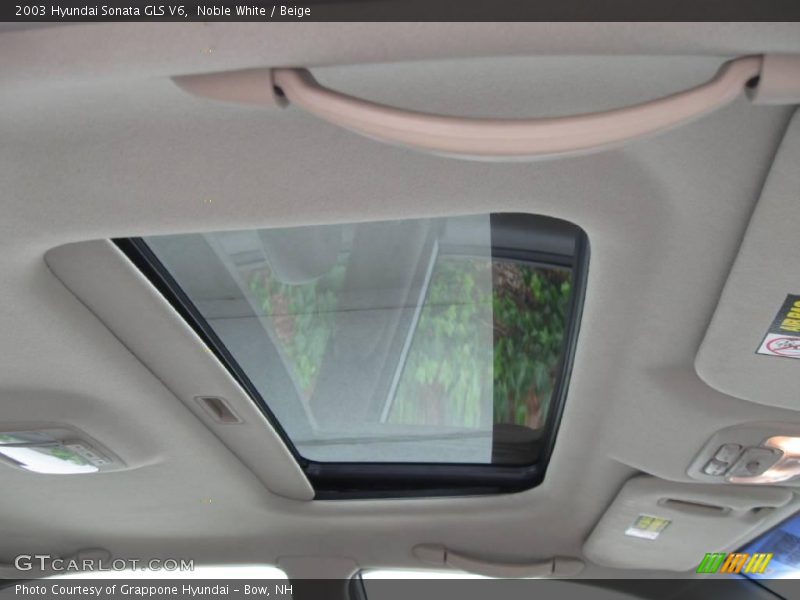 Noble White / Beige 2003 Hyundai Sonata GLS V6