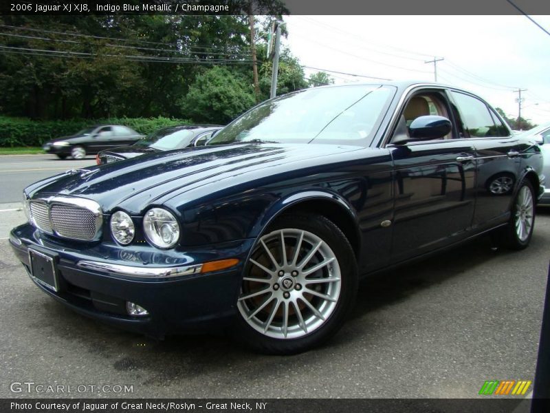 Indigo Blue Metallic / Champagne 2006 Jaguar XJ XJ8