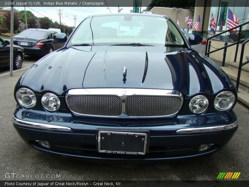 Indigo Blue Metallic / Champagne 2006 Jaguar XJ XJ8