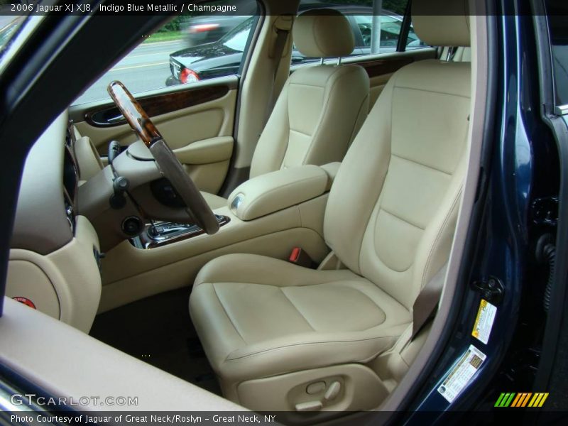 Indigo Blue Metallic / Champagne 2006 Jaguar XJ XJ8