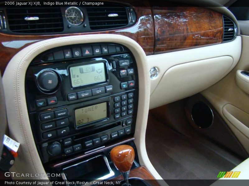Indigo Blue Metallic / Champagne 2006 Jaguar XJ XJ8