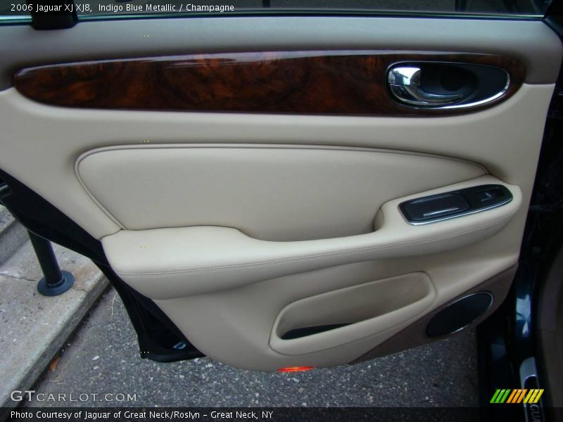 Indigo Blue Metallic / Champagne 2006 Jaguar XJ XJ8