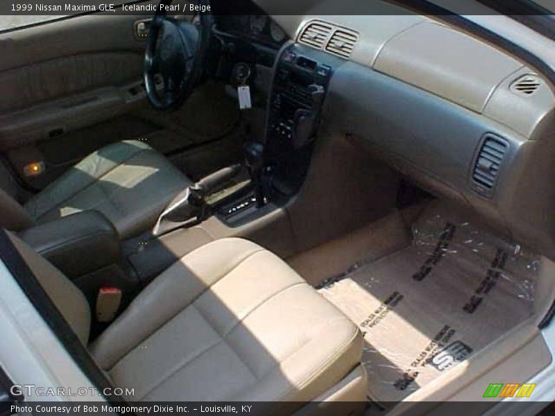 Icelandic Pearl / Beige 1999 Nissan Maxima GLE