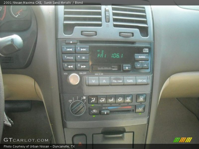 Sunlit Sand Metallic / Blond 2001 Nissan Maxima GXE