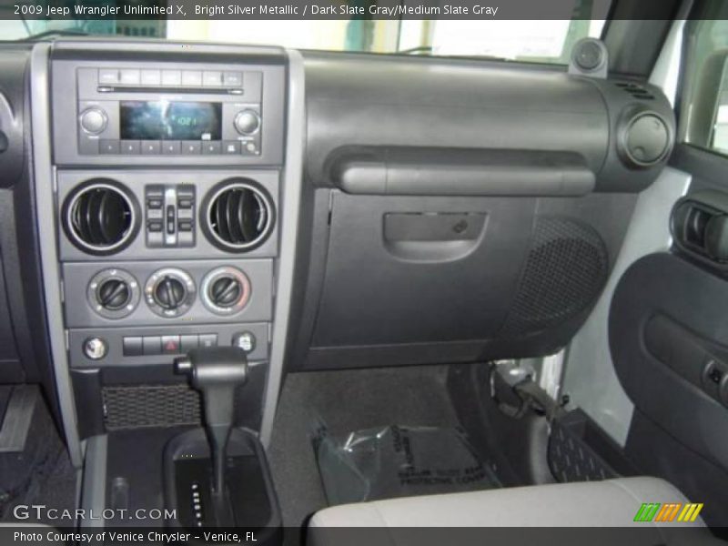 Bright Silver Metallic / Dark Slate Gray/Medium Slate Gray 2009 Jeep Wrangler Unlimited X