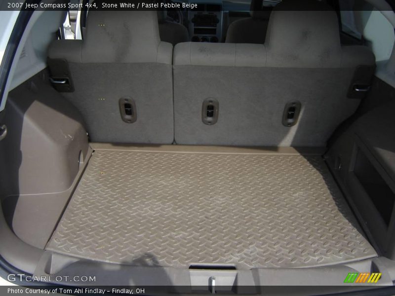 Stone White / Pastel Pebble Beige 2007 Jeep Compass Sport 4x4