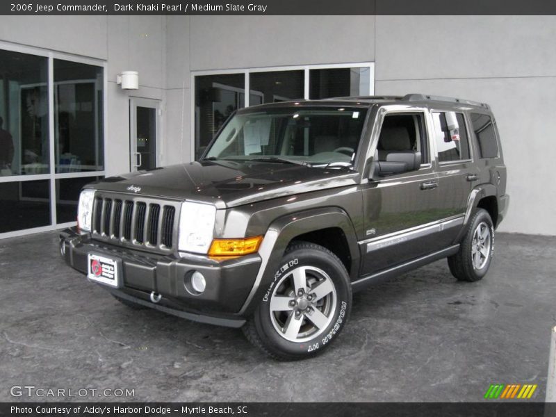 Dark Khaki Pearl / Medium Slate Gray 2006 Jeep Commander