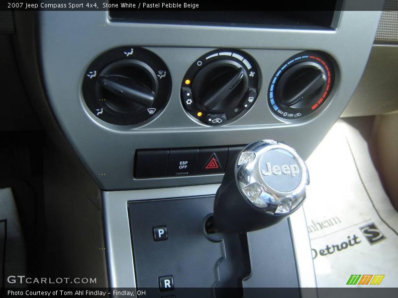 Stone White / Pastel Pebble Beige 2007 Jeep Compass Sport 4x4