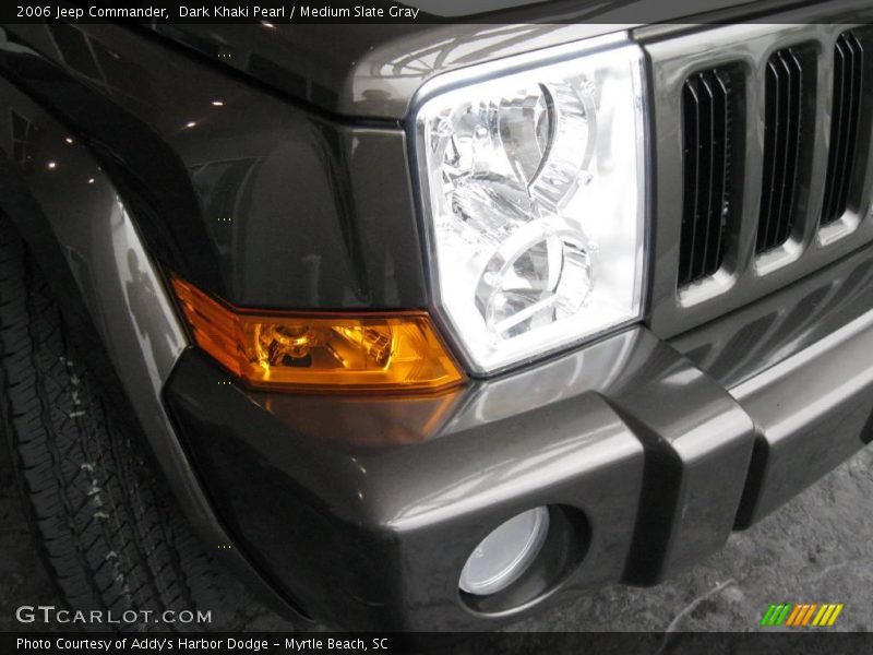 Dark Khaki Pearl / Medium Slate Gray 2006 Jeep Commander