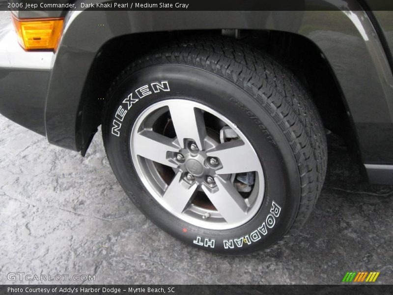Dark Khaki Pearl / Medium Slate Gray 2006 Jeep Commander