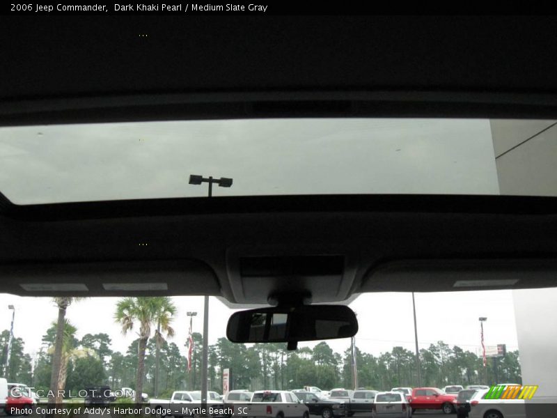 Dark Khaki Pearl / Medium Slate Gray 2006 Jeep Commander