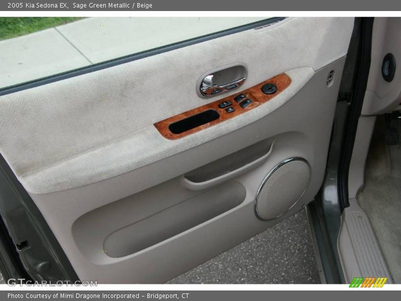 Sage Green Metallic / Beige 2005 Kia Sedona EX