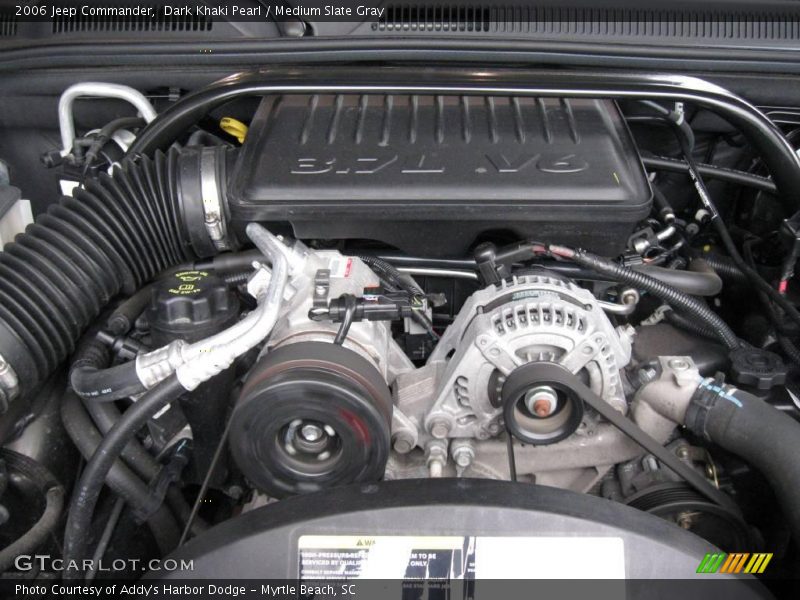 Dark Khaki Pearl / Medium Slate Gray 2006 Jeep Commander